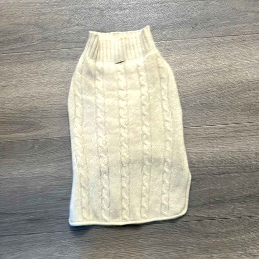 COPY - COPY - Ralph Lauren 100% cashmere dog sweater